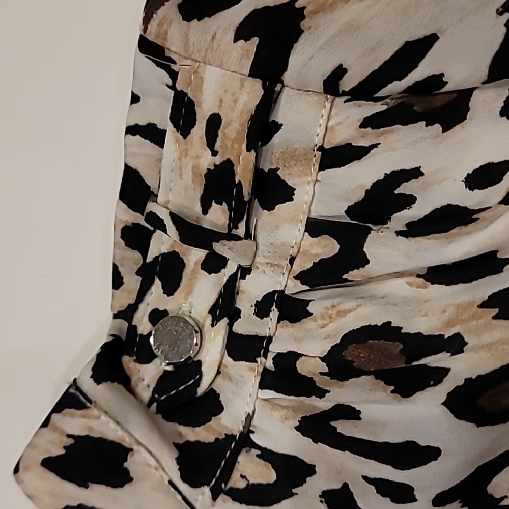 White House Black Market Cris Cross Cheetah Print Blouse Top Black Tan 2 - Picture 8 of 14